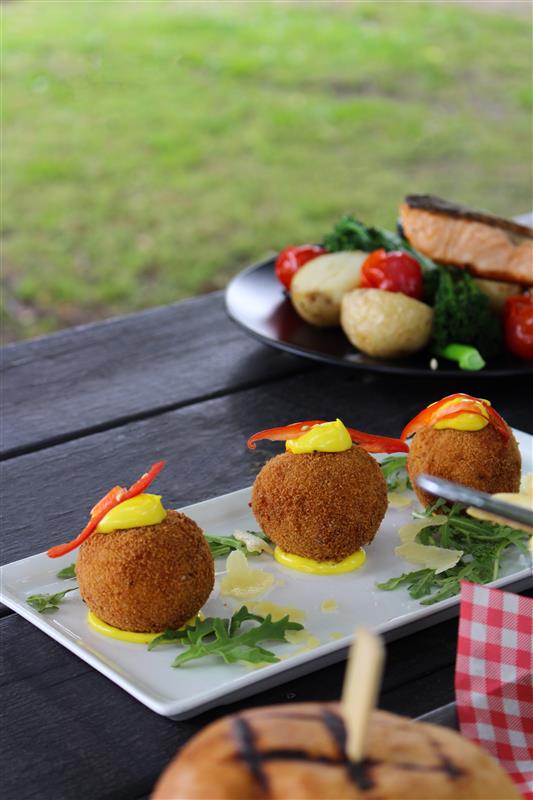 fc3cce16-e6ee-46e0-8965-8c2852061800